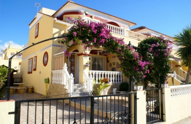 buy resale retached villa in costa blanca south lo crispin