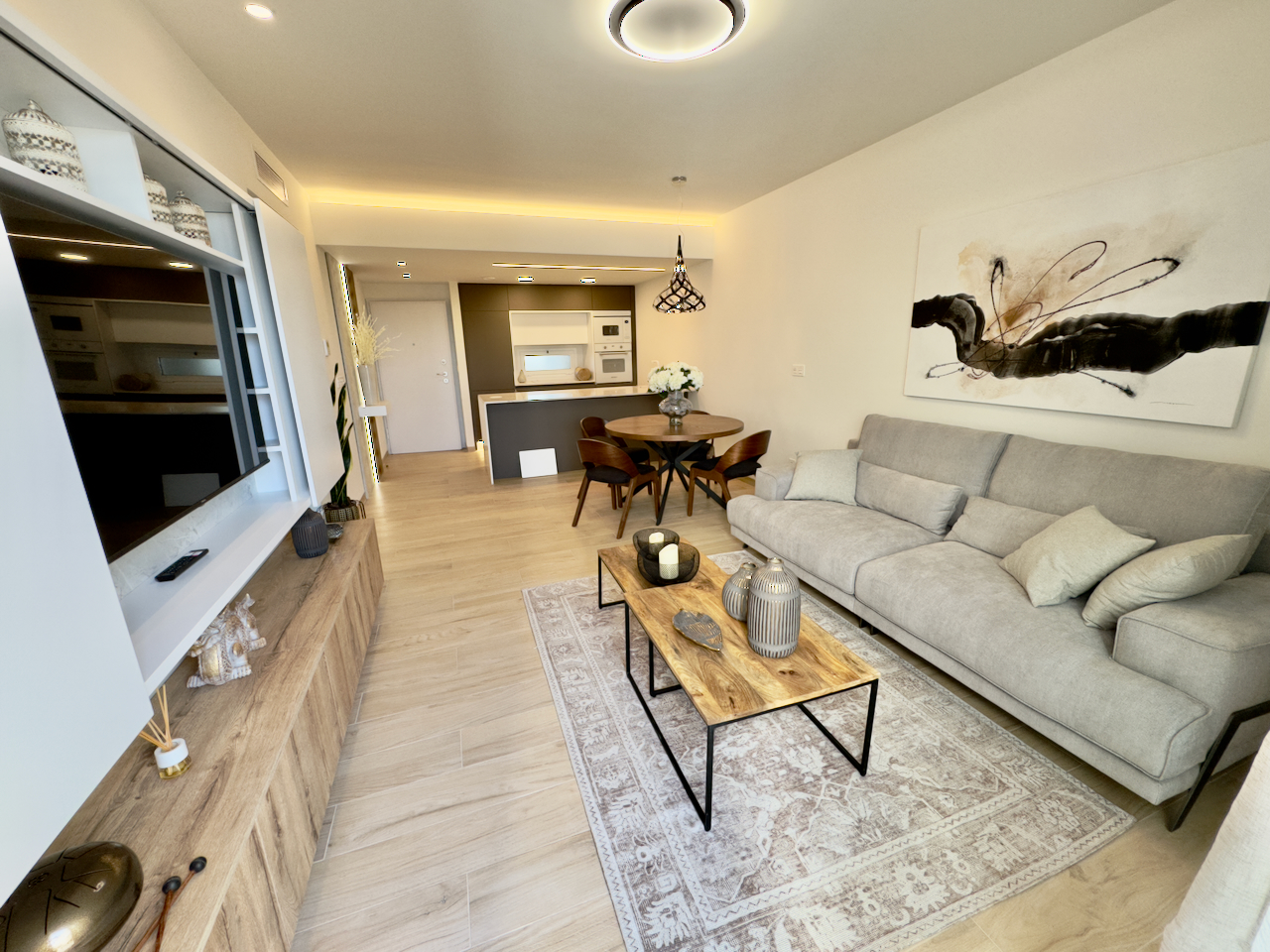 Apartment in Urbanizacion El Raso - Image 3