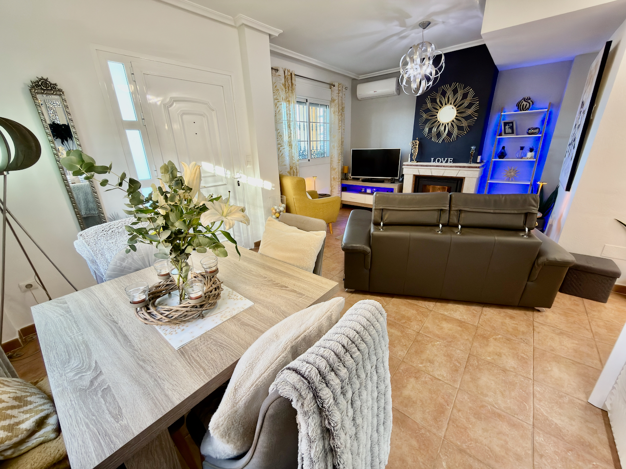 Villa in Guardamar del Segura - Image 3