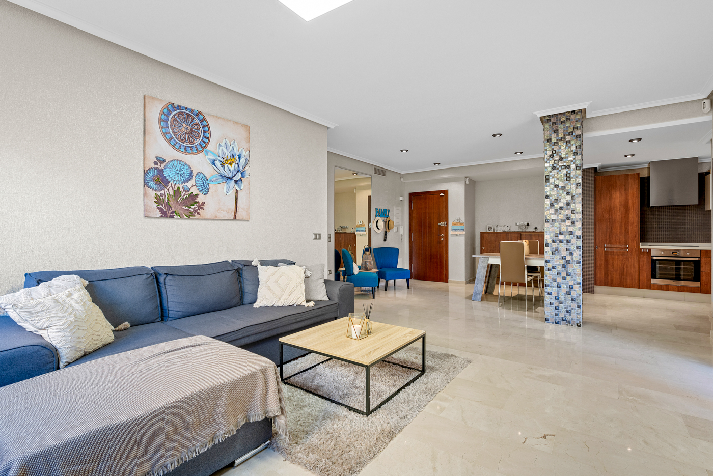 Apartment in Cabo Roig - Image 2