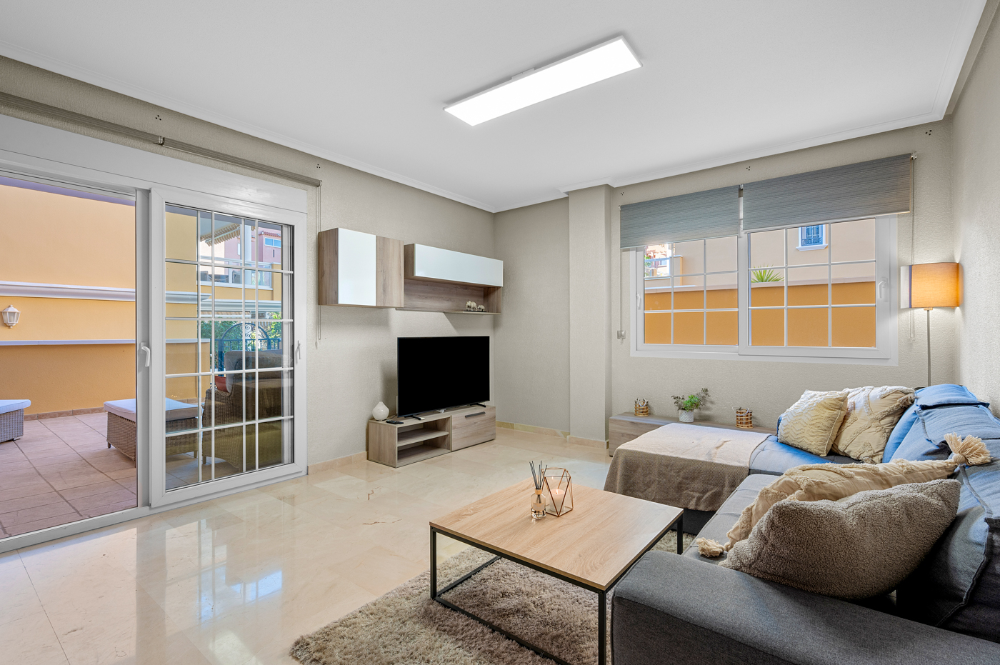 Apartment in Cabo Roig - Image 5