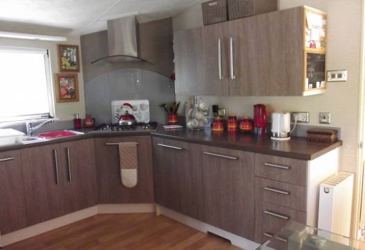 Resale - Villa - Albatera