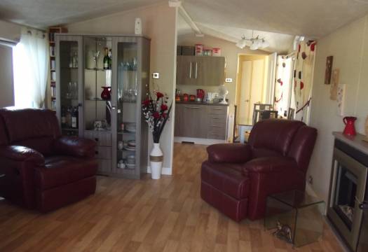 Resale - Villa - Albatera
