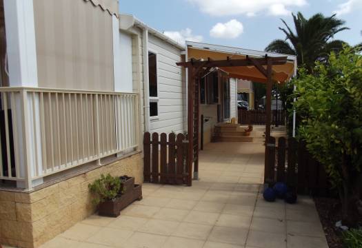 Resale - Villa - Albatera