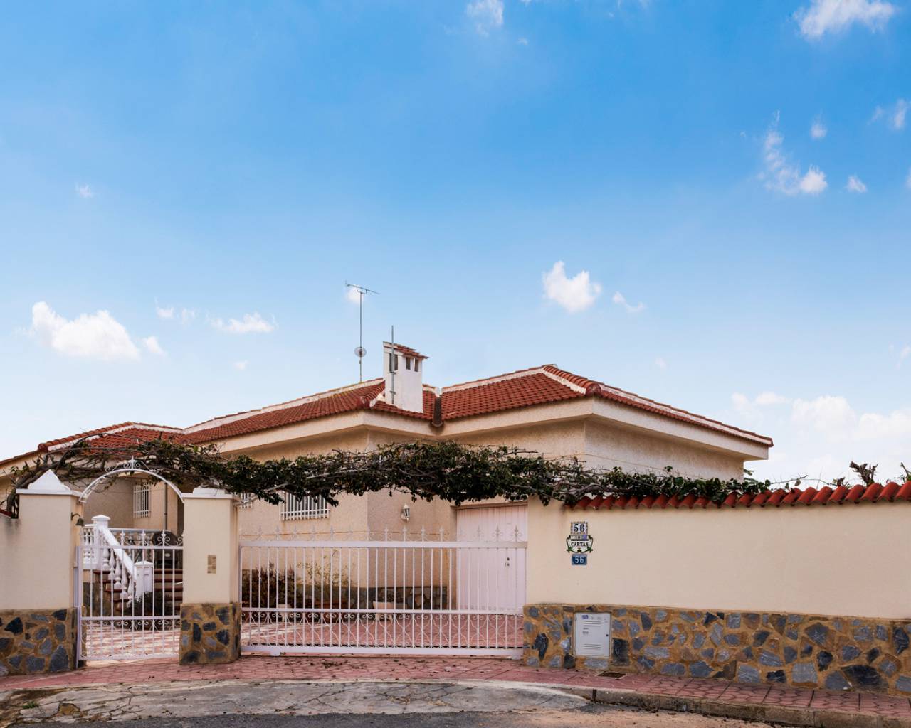 5 bedroom house / villa for sale in Ciudad Quesada, Costa Blanca
