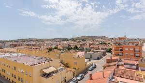 Alrededores | Apartamento en buen estado en venta en Formentera del Segura