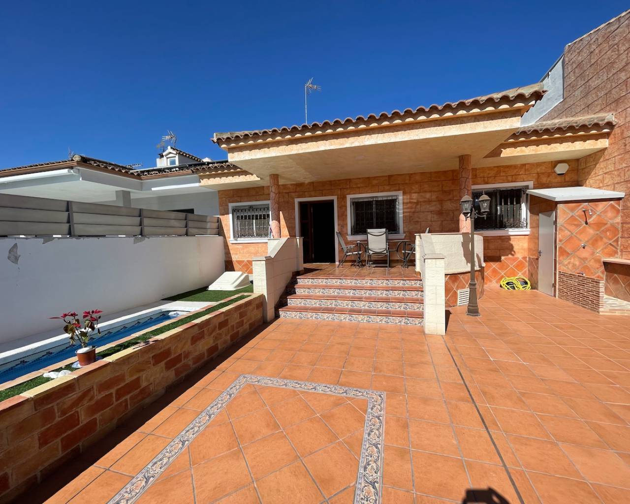 3 bedroom house / villa for sale in Benferri, Costa Blanca