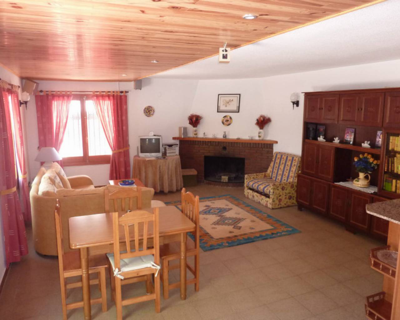 For Sale. Country House in Castalla