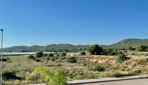 Resale - Villa - Entre Naranjos