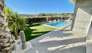 Resale - Villa - Entre Naranjos