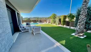 Resale - Villa - Entre Naranjos
