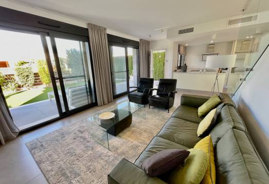 Resale - Villa - Entre Naranjos