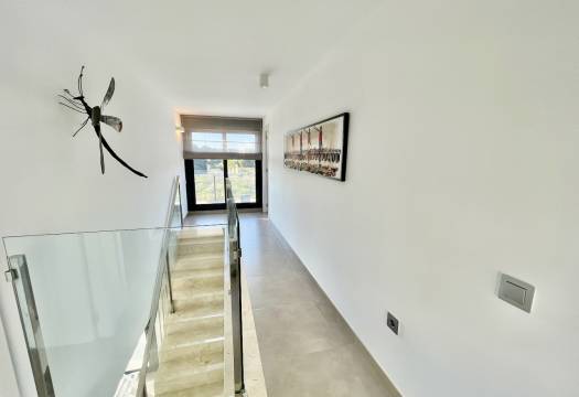 Resale - Villa - Entre Naranjos