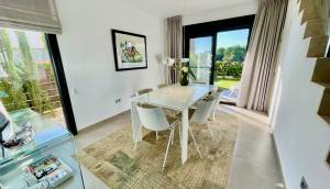 Resale - Villa - Entre Naranjos