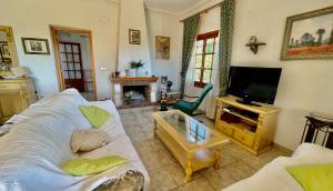 Resale - Finca / Country Property - Daya Nueva