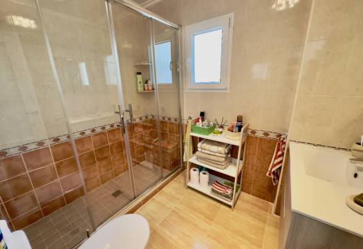 Resale - Villa - Lo Crispin