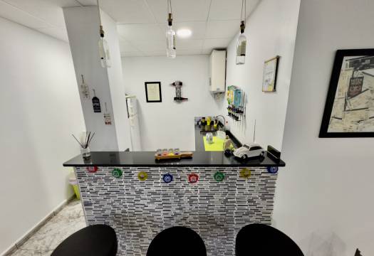 Resale - Villa - Lo Crispin