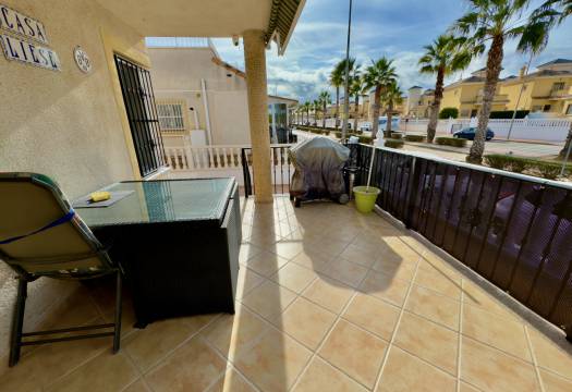 Resale - Villa - Lo Crispin