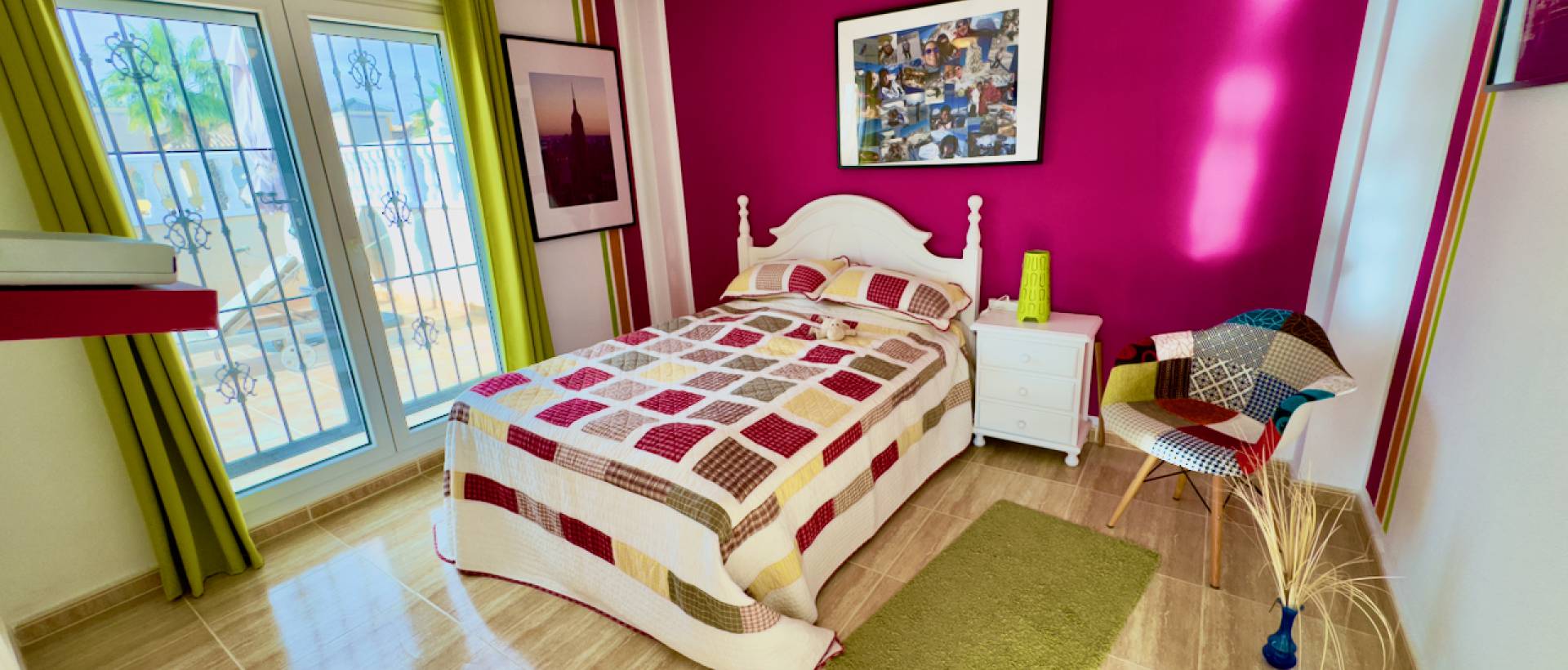 Resale - Villa - Lo Crispin