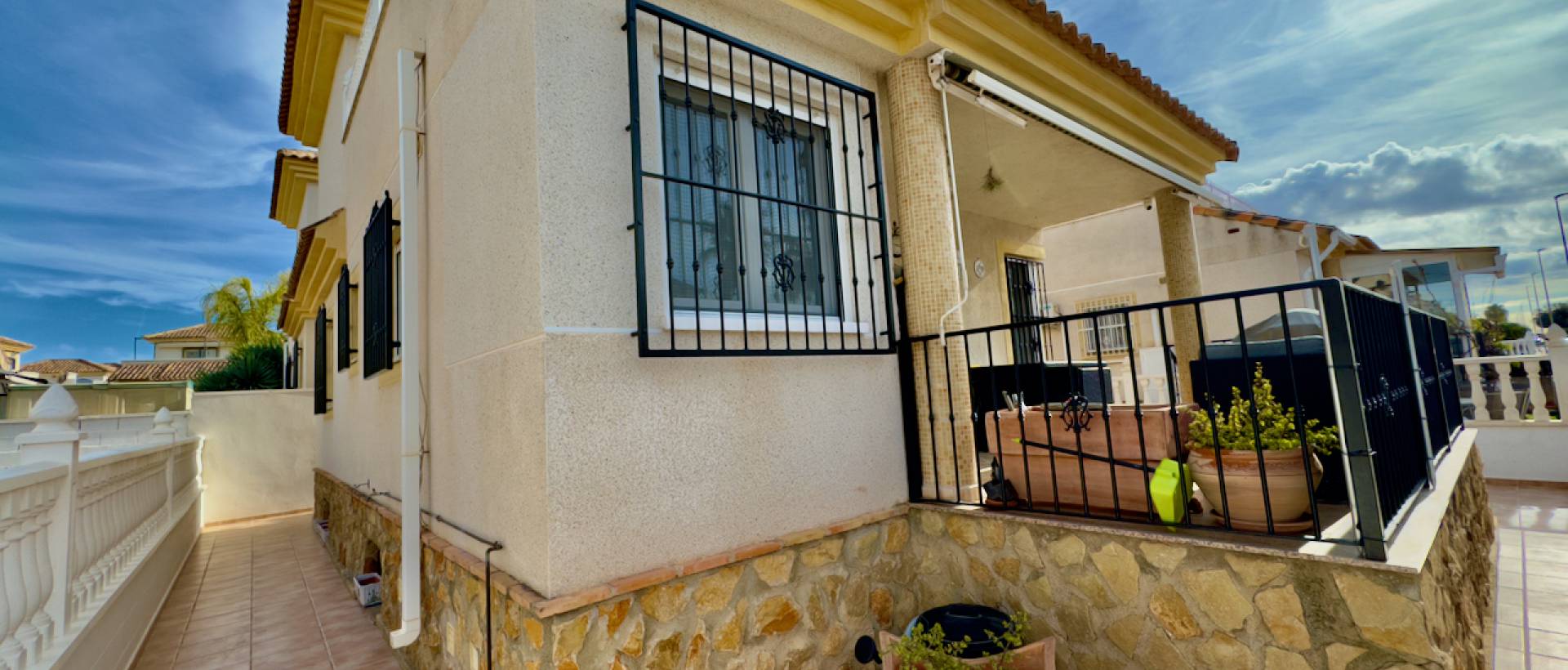Resale - Villa - Lo Crispin