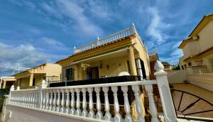 Resale - Villa - Lo Crispin