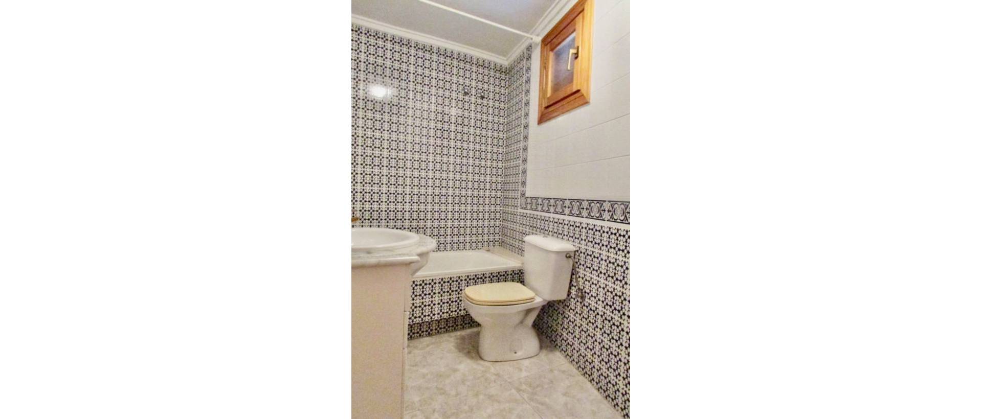 Resale - Villa - Guardamar del Segura