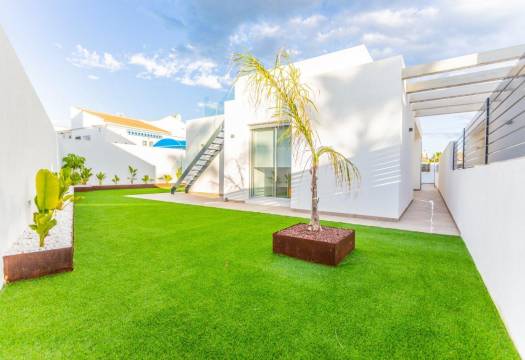 Obra Nueva - Villa - Torrevieja - Torreta florida