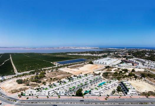 Obra Nueva - Adosado - Torrevieja - Lago jardin