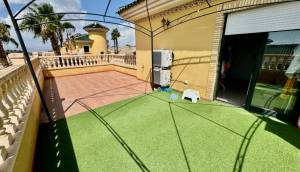 Resale - Villa - Lo Crispin