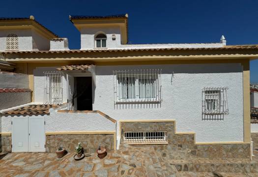 Resale - Villa - Rojales - La  Marquesa Golf