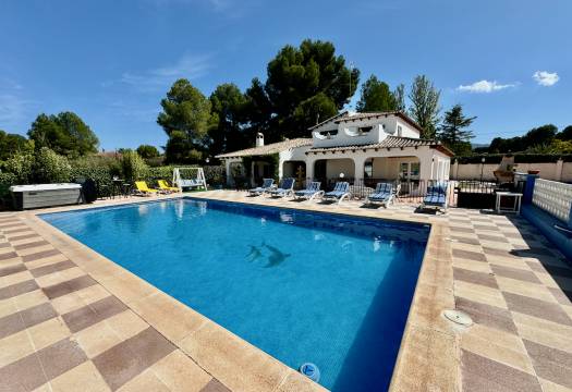 Villa - Reventa -  - 