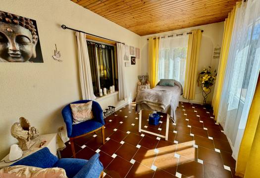 Reventa - Villa - 