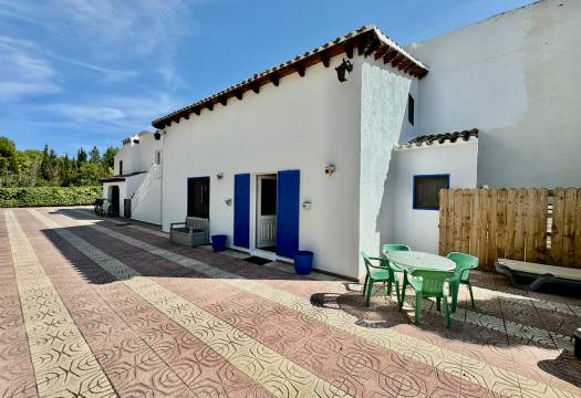 Reventa - Villa - 