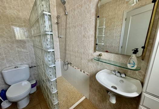 Reventa - Villa - 