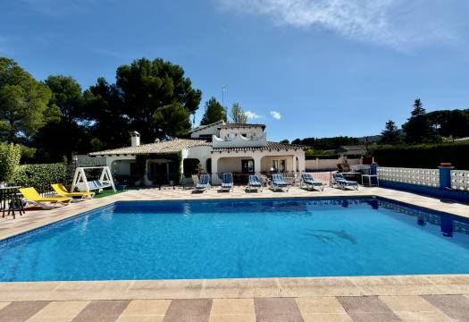 Resale - Villa - 