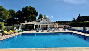 Reventa - Villa - 