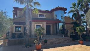 Reventa - Finca / Casa de Campo - Los Montesinos