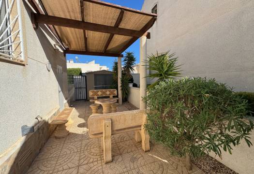 Resale - Villa - Rojales