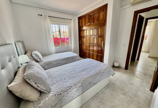 Resale - Villa - Ciudad Quesada