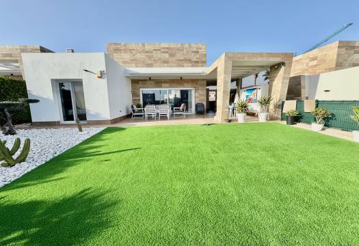 Resale - Villa - Algorfa - La Finca Resort