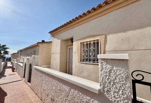 Resale - Chalet / Villa - Rojales - Cuidad Quesada