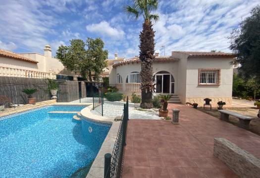 Villa / Chalet - Reventa - Ciudad Quesada - Doña Pepa