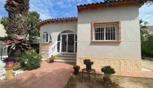 Reventa - Villa - Ciudad Quesada - Doña Pepa