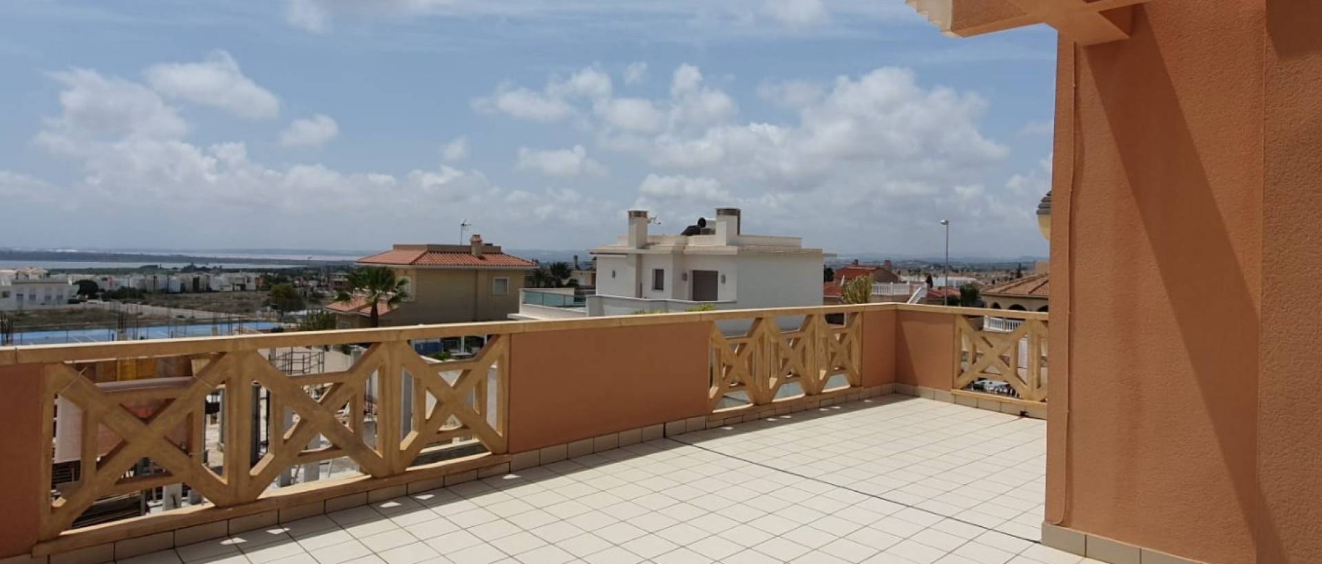 Reventa - Chalet / Villa - Ciudad Quesada