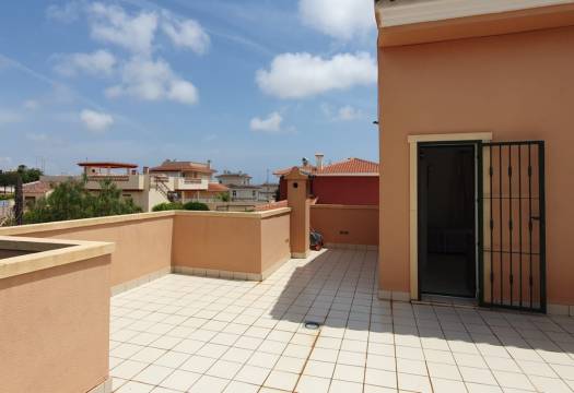 Reventa - Chalet / Villa - Ciudad Quesada