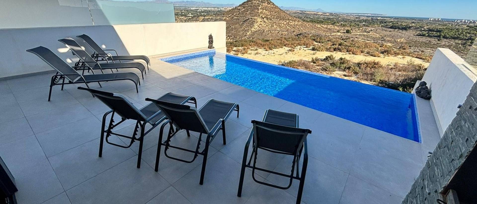Reventa - Chalet / Villa - Ciudad Quesada