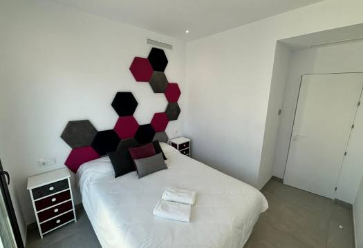 Reventa - Chalet / Villa - Ciudad Quesada