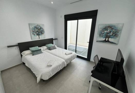 Reventa - Chalet / Villa - Ciudad Quesada