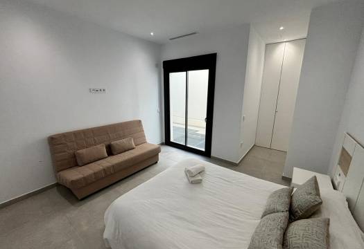Reventa - Chalet / Villa - Ciudad Quesada