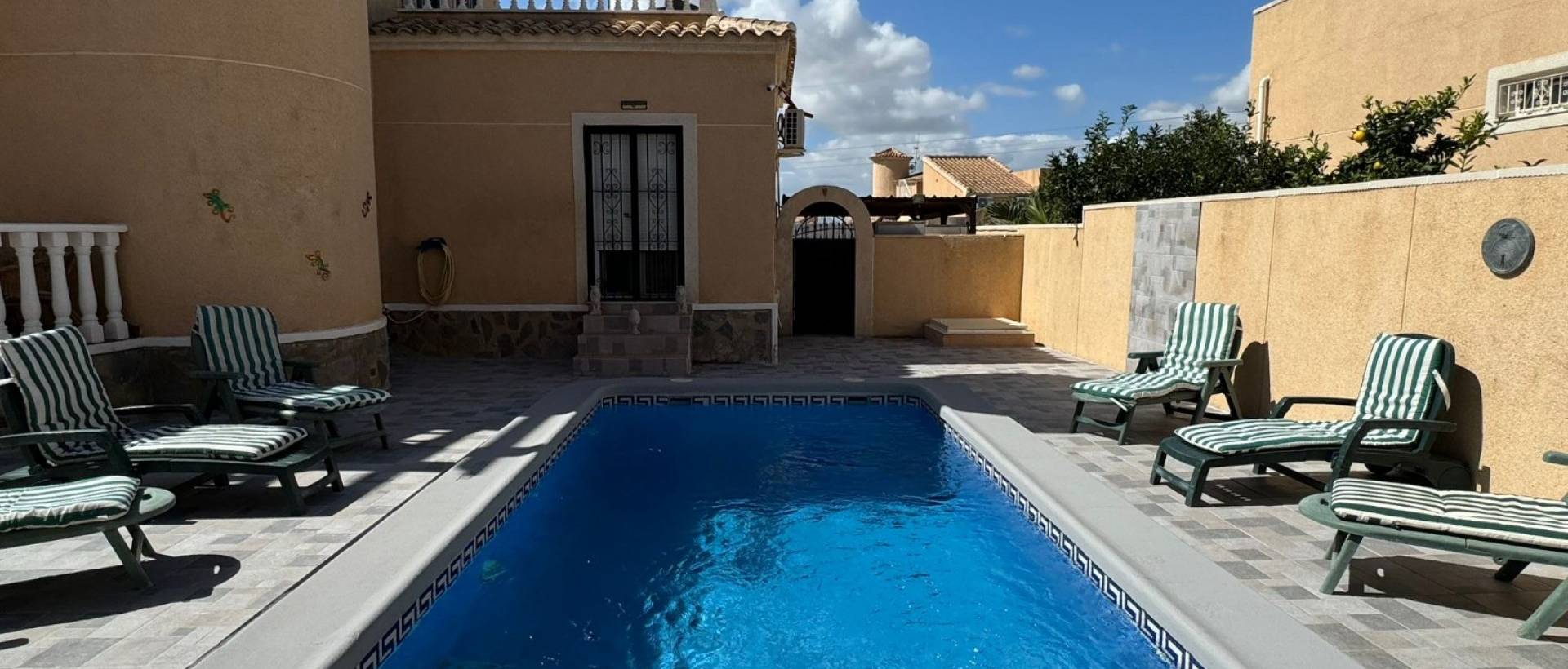 Resale - Detached House / Villa - Benijófar - Atalaya Park